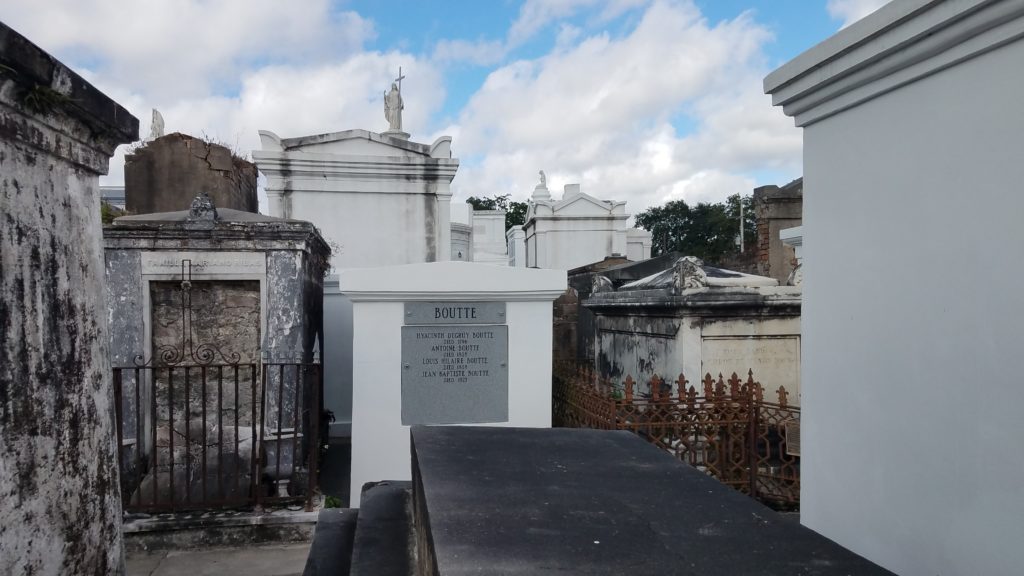 St Louis Cemetery #1