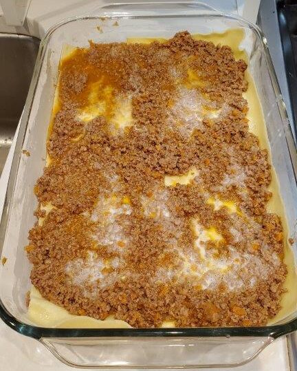 Lasagna under construction