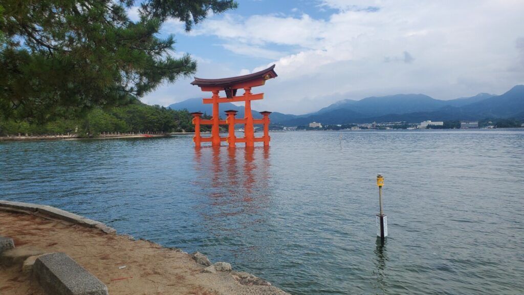 Floating torii