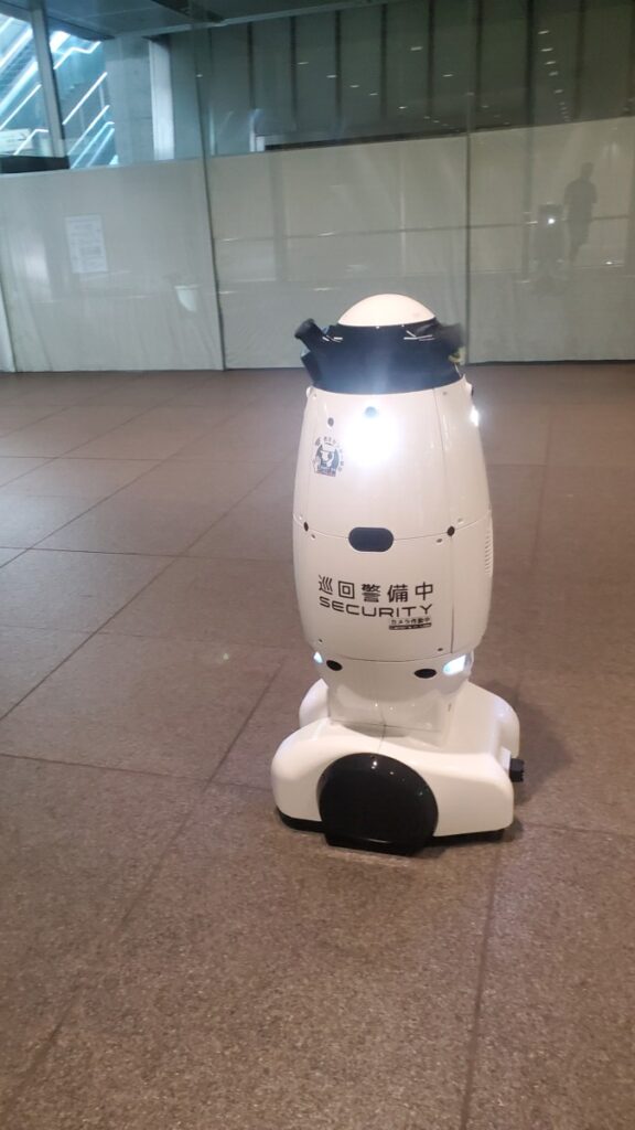 Robot in Tokyo convention center